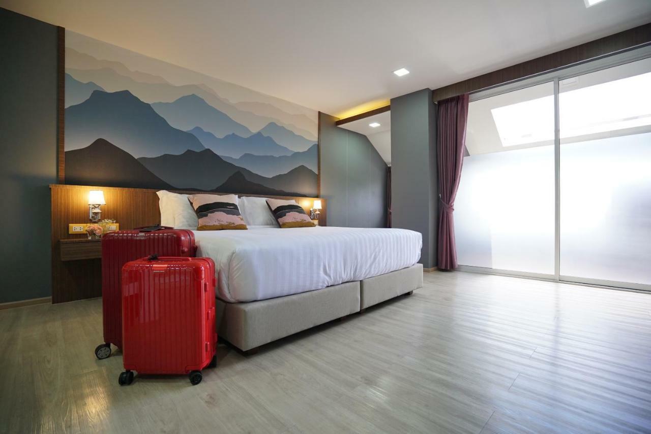 The Qube Fifty Hotel Bangkok Kültér fotó
