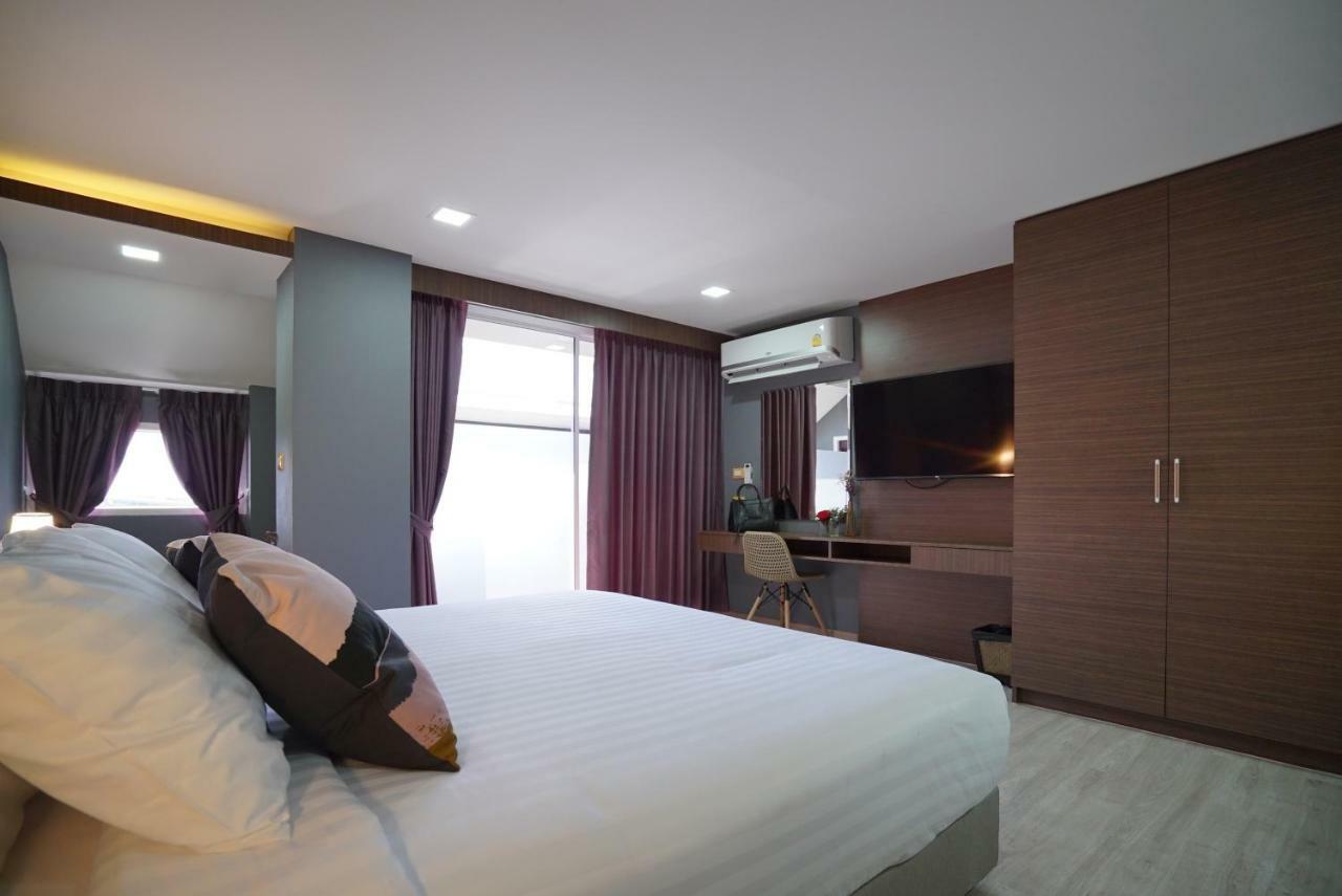 The Qube Fifty Hotel Bangkok Kültér fotó