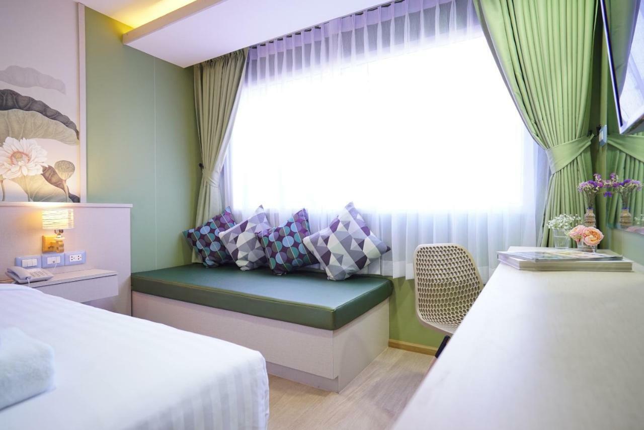 The Qube Fifty Hotel Bangkok Kültér fotó