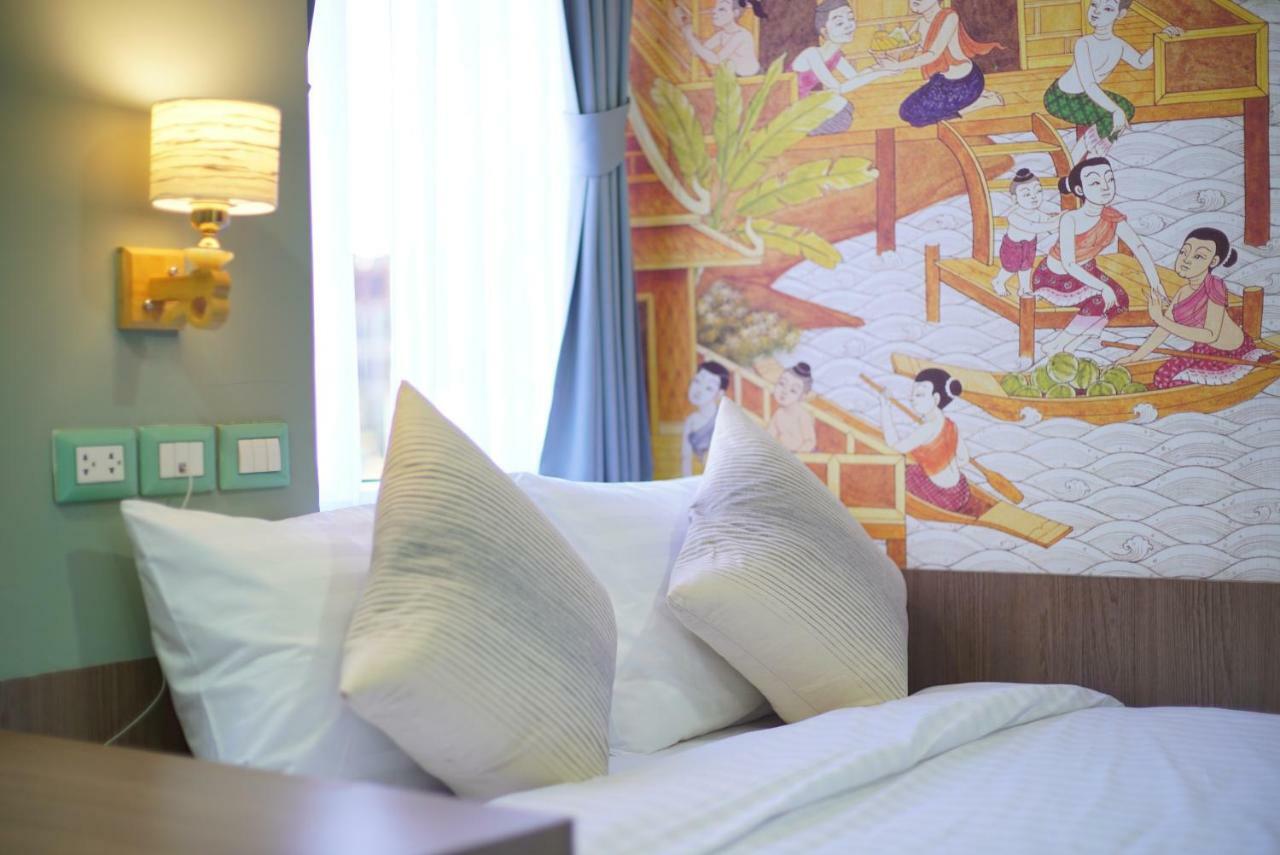 The Qube Fifty Hotel Bangkok Kültér fotó